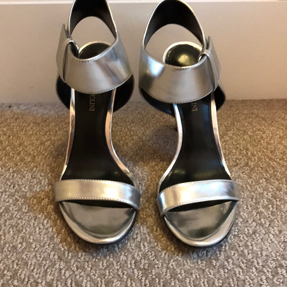 Enzo Angiolini Silver 4” Heels